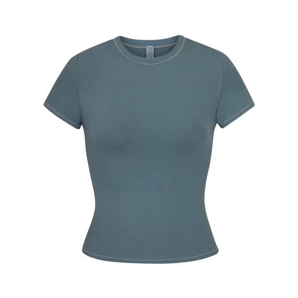 Skims cotton tee!
